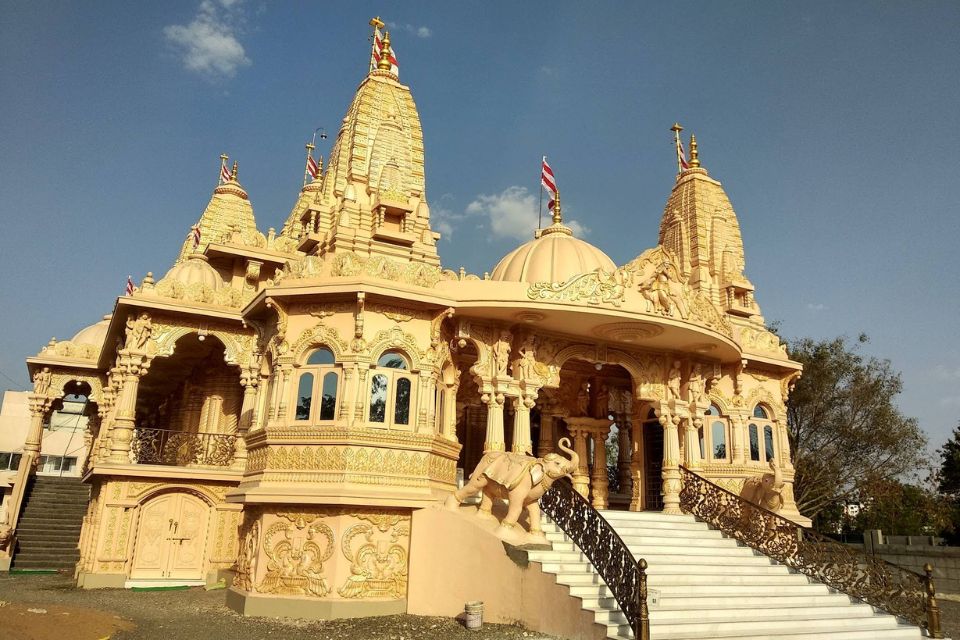 Gommatagiri Digambar Jain Mandir